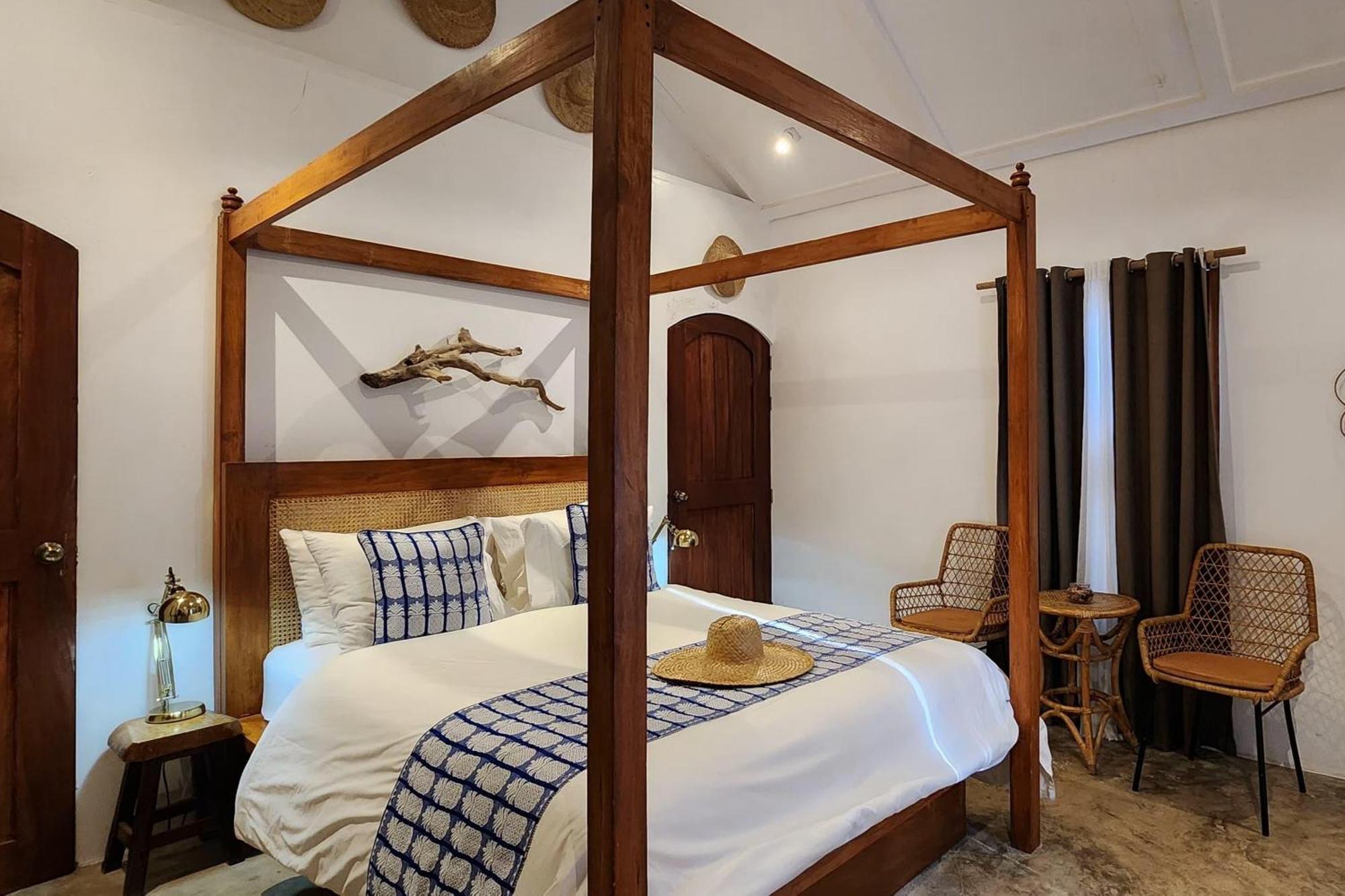 Sirom Beach House Tambobong Exterior foto