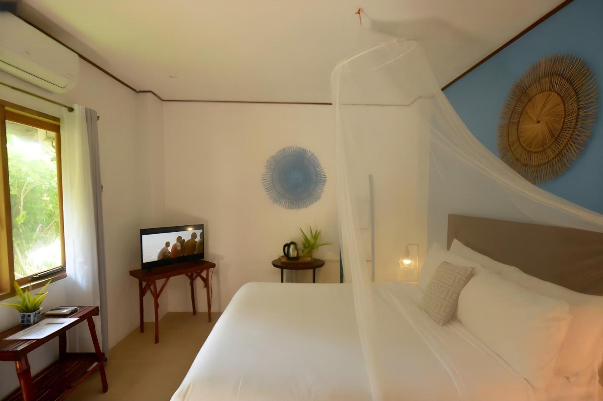 Sirom Beach House Tambobong Exterior foto
